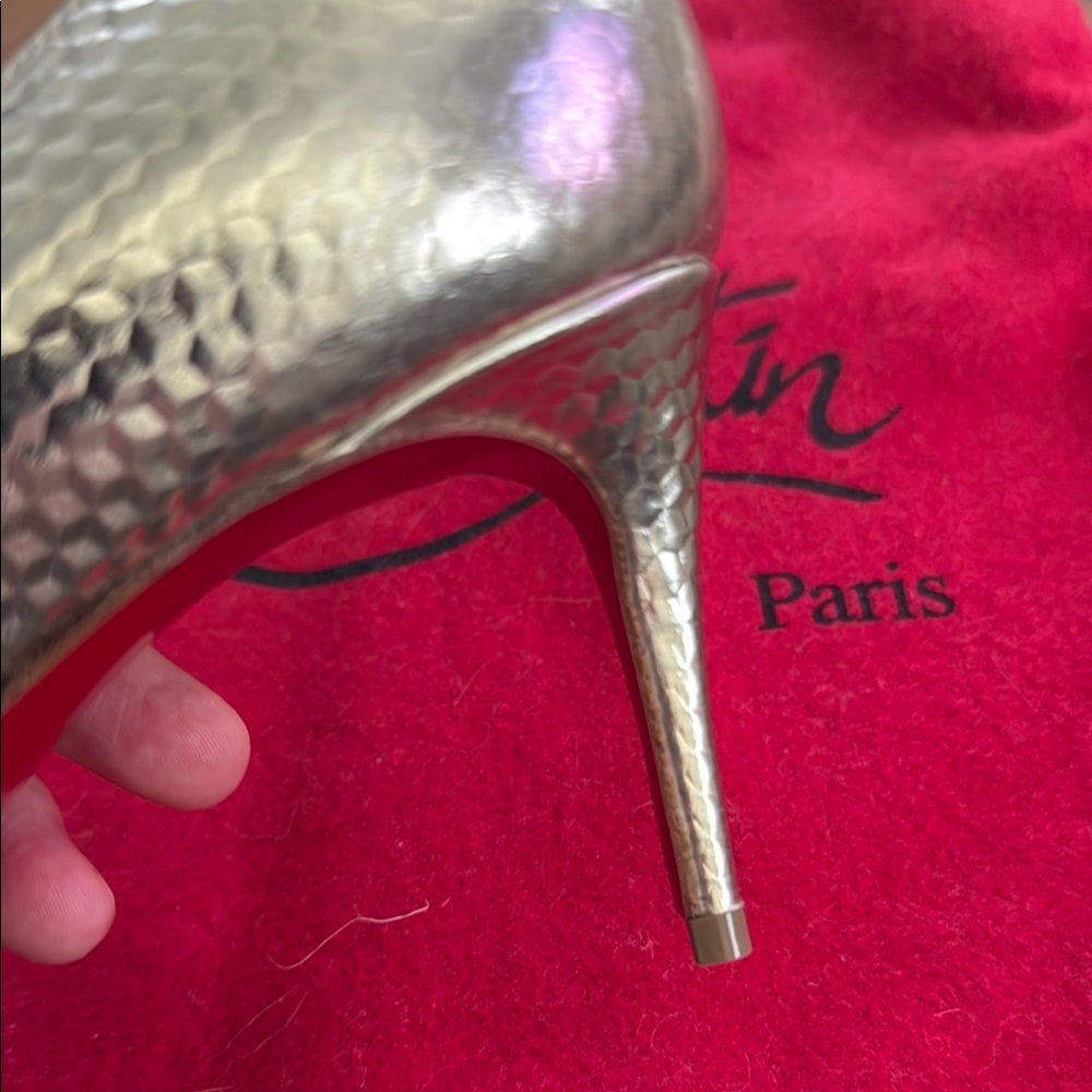 Christian Louboutin Gold Women's Pumps D’Orsay Iriza mid heel red bottoms 7 - Picture 6 of 7